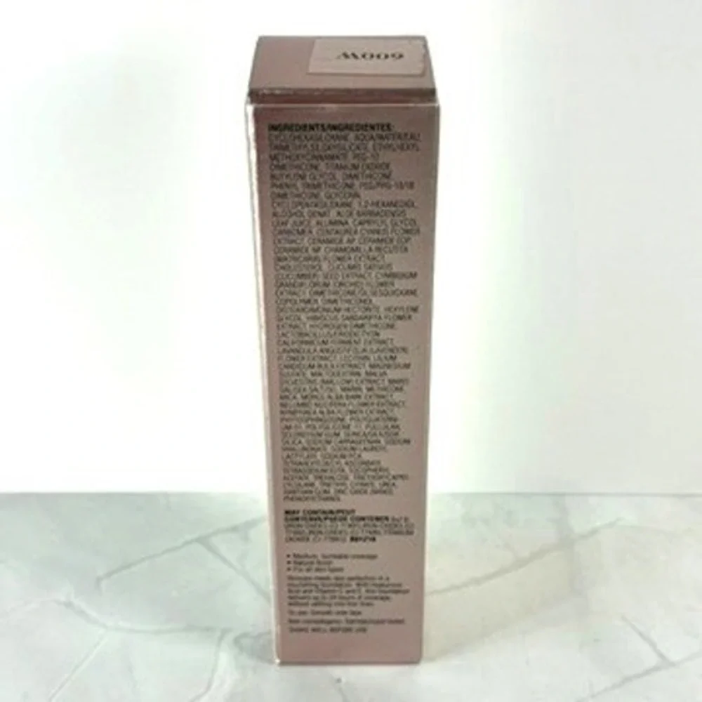 Elizabeth Arden Flawless Finish Skincaring Foundation 600W 1oz Hyaluronic Sealed